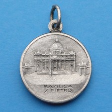 Basilica Saint Peter, Pope Pius XI. Antique Religious Medal. Pendant. Pie.