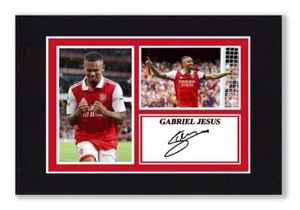 Montaje A4 GABRIEL JESUS Firmado Autógrafo FOTO Listo para Enmarcar ARSENAL Regalo - Imagen 1 de 3