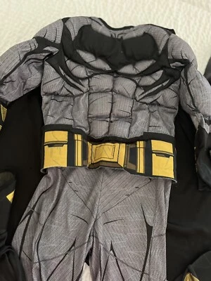 Disfraz de Batman DC de Rubie's Boy: The Batman Movie, talla pequeña 4-6, acolchado Foto 1 de 4