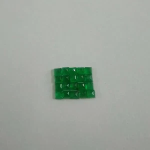 Emerald Square Shape Green Color 20 Pc. 2 MM. Approx. Natural Gemstone - Picture 1 of 12