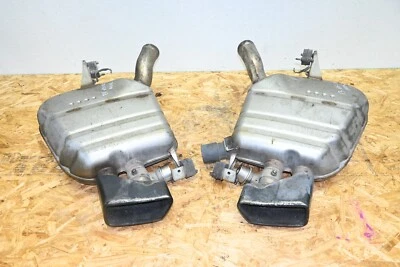 12-19 宝马 F13 6 系列 650i 后左右消声器排气尖套件 原始设备制造商 — 第 1/4 张图片