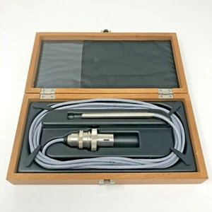 Preamplificador de micrófono Bruel & Kjaer 1/4" 2633 c/w caja de madera - Imagen 1 de 4