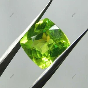 NATURA ZERTIFIZIERT Peridot QUADRATISCHER KISSENSCHLIFF 9,00 Karat Edelstein beste Qualität - Bild 1 von 5