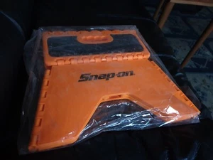 NEW snap on paddock style step stool in orange ssxrstpk09 - Picture 1 of 2