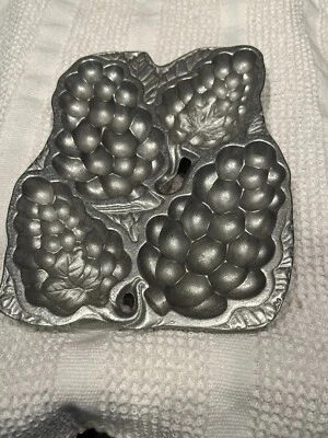 Wilton Armetale Grapes Muffin Mold Made In USA - Image 1 of 4