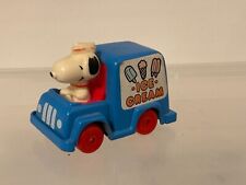 Peanuts Snoopy Figur im Auto Metall Macau Vintage Eis Verkäufer Ice Cream