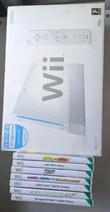 Pacchetto console Nintendo Wii in scatola con 7 giochi - Mario, Zelda. - Foto 1 di 9