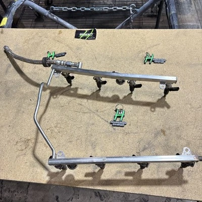 Conjunto de riel de combustible OEM Mercedes-Benz CL550 C216 W216 M273 Foto 1 de 4