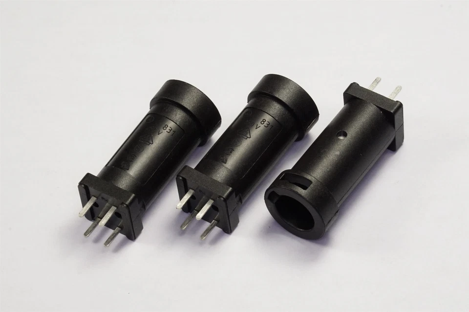 Lot of 3 83100000005 Littelfuse PCB Mount Cartridge Fuse Holder 5 x 20mm Fuses - Image 1 of 1