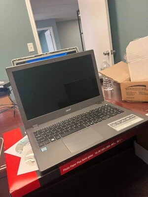 Acer-aspire e5 574 Foto 1 de 4