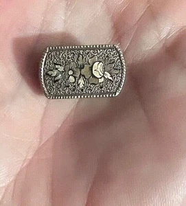 Broche prendedor Niello antiguo victoriano relleno de oro de 10 quilates con tapa - Imagen 1 de 4