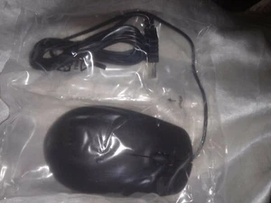 DELL WIRED MOUSE BLACK IN SEALED PLASTIC - Picture 1 of 4