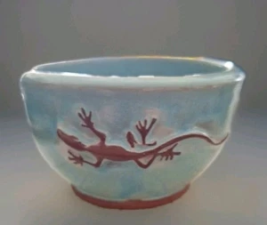 KILNWORKS SALAMANDER/ GHECKO ST THOMAS VI POTTERY BOWL - Picture 1 of 7