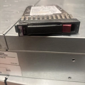 Disco duro J9F47A HPE MSA 900 GB 12 G SAS 10 K SFF (2,5 PULGADAS) DOBLE PUERTO ENT 787647-001 - Imagen 1 de 3