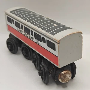 Knapford Express Coach -  Thomas & Friends Wooden Railway LC99052 1995 - Picture 1 of 7