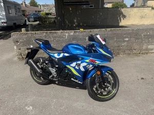 Suzuki Gsxr 125 - Picture 1 of 11