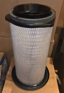 Air filter Fleetguard AF25286 for Renault Midliner 5000814946 FREE UK SHIPPING - Picture 1 of 2