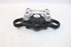 TRIUMPH STREET TRIPLE 765 RS TOP YOKE STEERING RISER 2023 (C25) - Picture 1 of 4