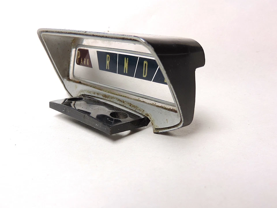 1971 - 1973 DATSUN 510 INDICADOR DE TRANSMISSÃO AUTOMÁTICA NACELLE - BOM - Imagem 1 de 4