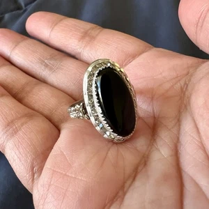 Anillo Vintage Ónix Negro Talla 6 Marcado “M” Patentado HERMOSO - Imagen 1 de 5