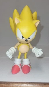 Jazwares Gold Sonic The Hedgehog Super Sonic Classic Figure 5” Sega RARE - Picture 1 of 5