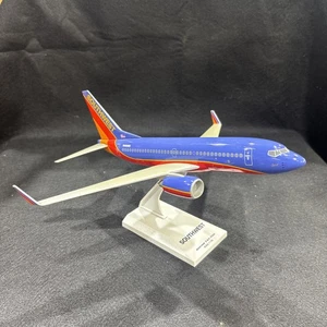 Boeing 737 (737-700) Southwest Airlines 1/130 Scale Model by Sky Marks - Picture 1 of 7