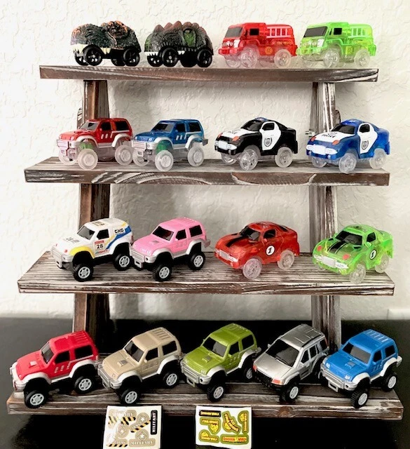 Coches de repuesto iluminados y no iluminados para Magic, Brillan en la oscuridad Pistas ¡Nuevo! Foto 1 de 1