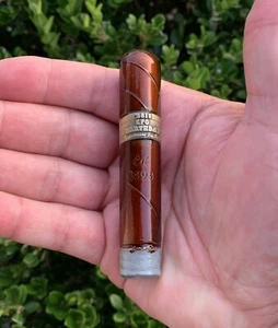 Moneda de desafío en forma de cigarro GITMO Jefe de la Marina CPO Bahía de Guantánamo ¡SELLOS NYPD CIA! - Imagen 1 de 12