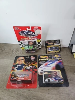 Lote De 4 Coches Diecast NASCAR 1:64 Jarrett, Mark Martin Racing Champion Hot Wheel Foto 1 de 4