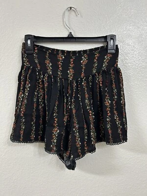 FREE PEOPLE Womens Black Floral Shorts Size:S - Image 1 of 4