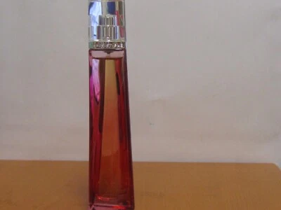 Туалетная вода для женщин Very Irresistible By Givenchy 1,7 унции спрей UNB - Изображение 1 из 2