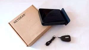 NETGEAR Dual Band 4-Port Gigabit Wireless N600 Router WNDR3700 - Picture 1 of 5