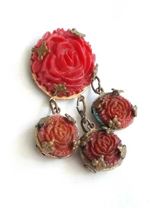 Vintage Red Roses brass brooch 2.5 inches circa 1940' - Picture 1 of 8