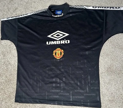 Camiseta de fútbol Manchester United Umbro años 80 vintage para hombre mediana negra Foto 1 de 4