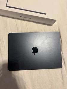 MacBook Air M3 - 2024 - 8C CPU 8C GPU 16GB 256GB GREY - ACQUISTATO 13/01/2025 - Photo 1/5