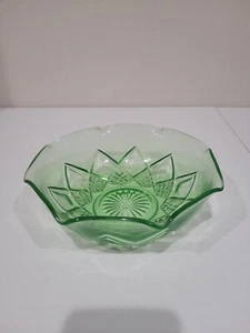 Green Vaseline Glass Uranium Hazel Atlas Diamond Arch Pattern Large Fruit Bowl - Picture 1 of 17