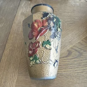 Tiffin Black Satin Glass Vase Red Coralene Poppies 9.5”Tall In Good Condition - Picture 1 of 11