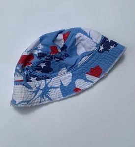 Old Navy Bucket Sun Hat Stars Hawaiian Red White Blue Patriotic Summer Boys S/M - Picture 1 of 6