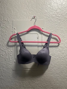 Reggiseno semi demi Victoria’s Secret viola gradito donna 32B DIFETTOSO - Foto 1 di 15