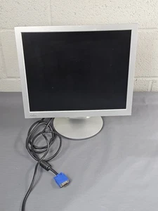 KDS Radius-73 700P 17" Medical Lab Monitor - Picture 1 of 10