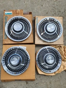 N.O.S. Pontiac Deluxe Wheel Covers Catalina, Bonneville, Star Chief - Picture 1 of 16