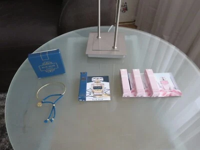 Elie Saab - Le Parfum Rose Couture, 3 Phiolen à 1m+Le Parfum Royal 1ml + Armreif - Bild 1 von 4