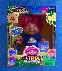 OLLIE GRINDER TOTALLY TROLL 2001 PLAYMATES 5 INCH FIGURE SKATEBOARDER TROLLS - Picture 1 of 2