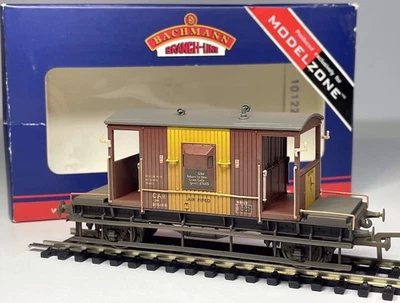Bachmann 37-537Z CAR Brake Van 'New Cross Gate' - Modelzone Exclusive - OO Gauge - Image 1 of 4