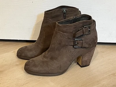 Crown Vintage Women’s Brown Leather And Suede Zip Up Ankle Boot Bootie Size  9 - Image 1 of 4
