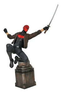 DC Comic Gallery PVC Statue Batman Red Hood Figur Diamond - Picture 1 of 1