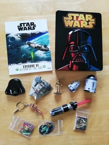 Job Lot Of Star Wars Bits and Pieces Lucas Films R2D2 C3PO Star Wars Tin - Picture 1 of 8