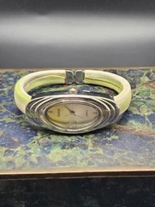 Ladies Quartz Clock Watch Bracelet Vintage  - Picture 1 of 3