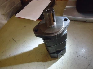 Hydraulic Motor 104-1025-006 104-1025 Replacement ForEaton Char-Lynn 2000 Series - Picture 1 of 4
