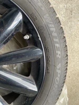 winterreifen mini cooper 175/60/16 inklusive schwarze Felgen - Bild 1 von 4